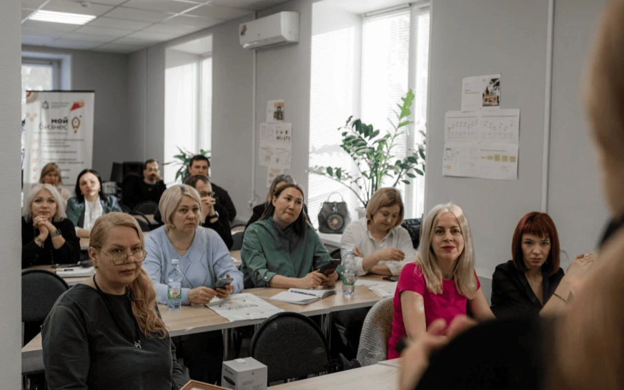Саровские предприниматели могут пройти бесплатное обучение по работе с искусственным интеллектом   